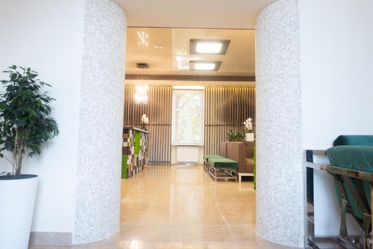 Coin Apartments&Poshtel Czernowitz Exterior foto